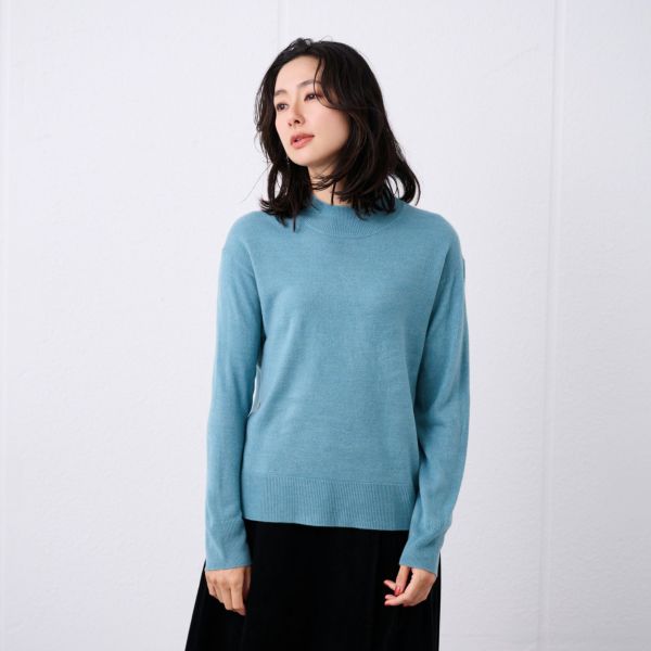 洗える・保温　シフォンタッチ　モックネックプルオーバー
