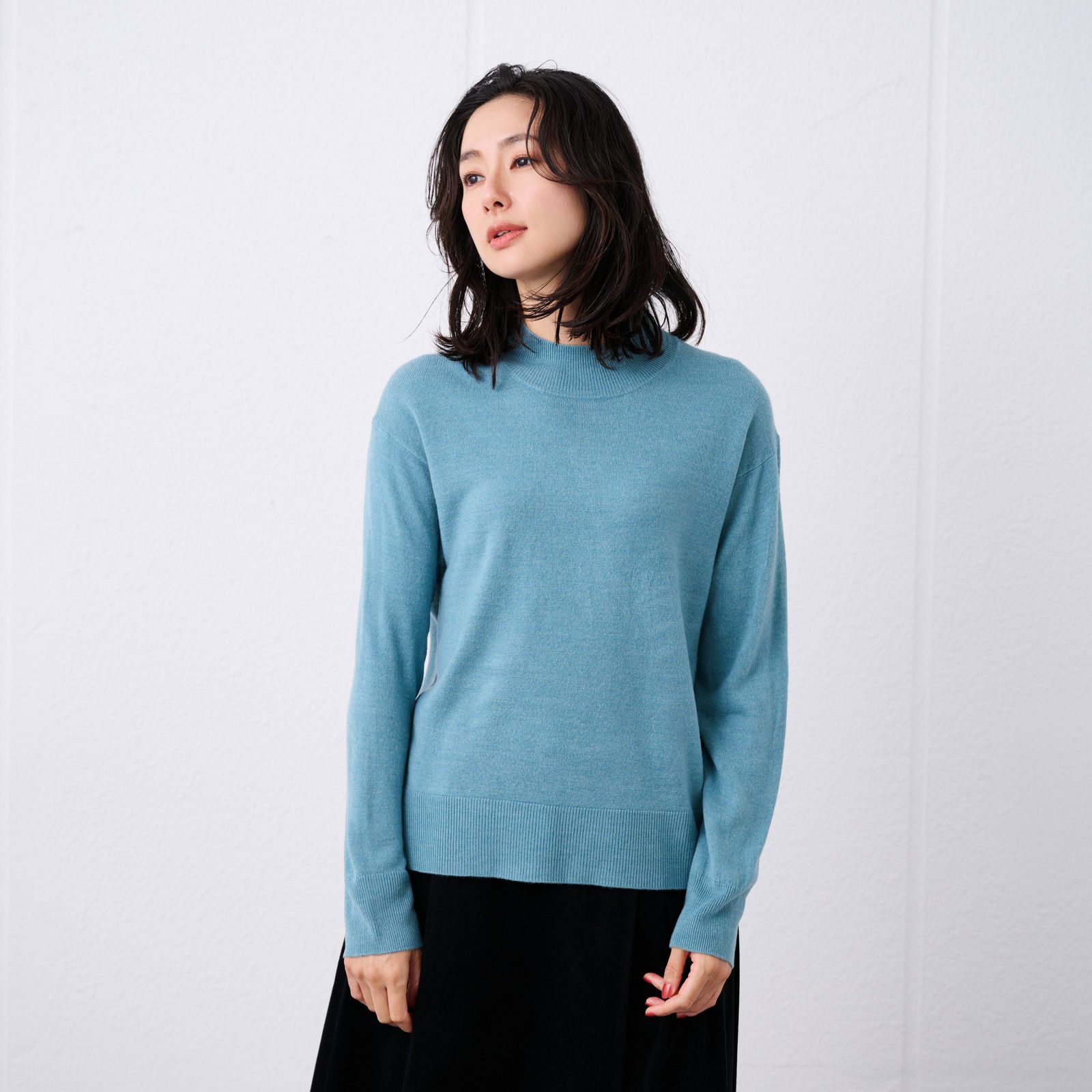 洗える・保温　シフォンタッチ　モックネックプルオーバー