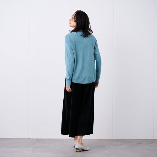 洗える・保温　シフォンタッチ　モックネックプルオーバー