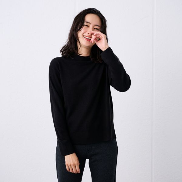 洗える・保温　シフォンタッチ　モックネックプルオーバー
