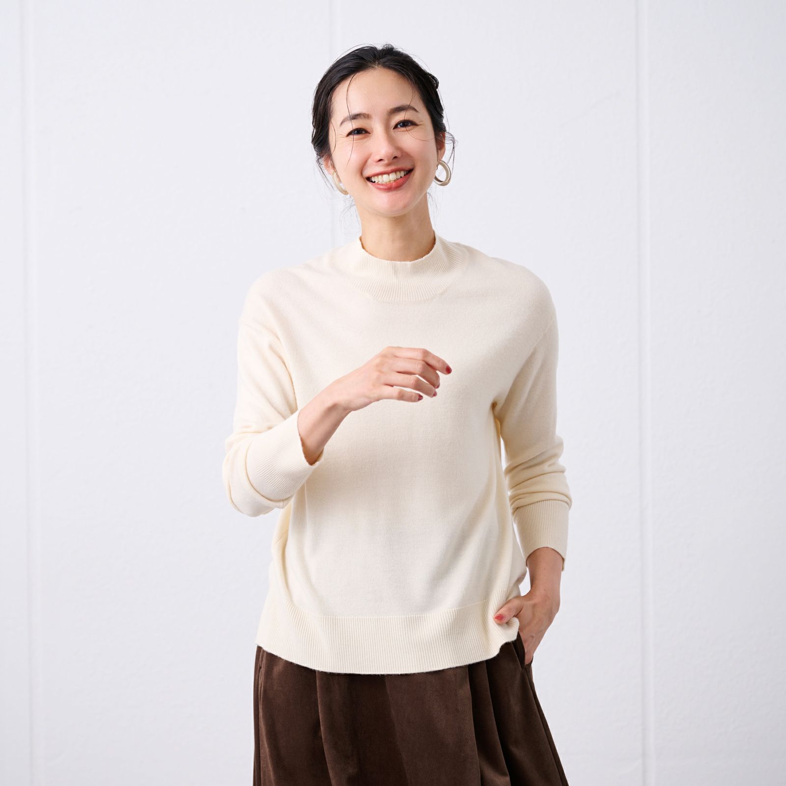 洗える・保温　シフォンタッチ　モックネックプルオーバー