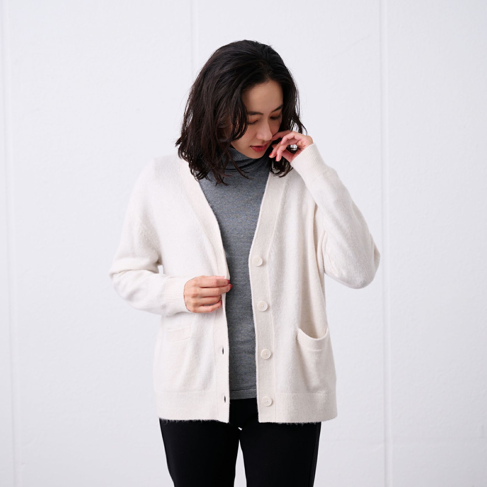 洗える　エコベジヤーン　Vネックカーディガン