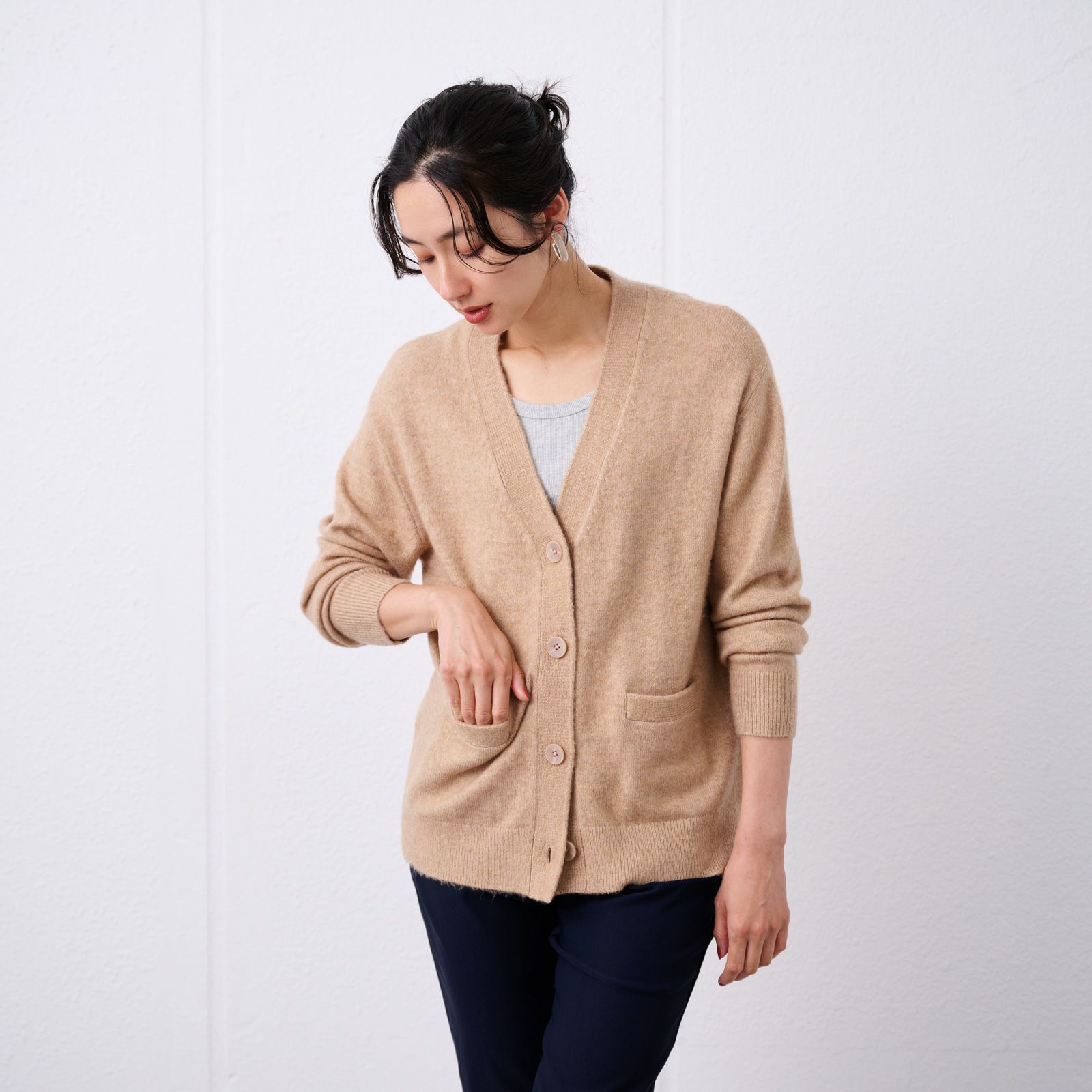 洗える　エコベジヤーン　Vネックカーディガン