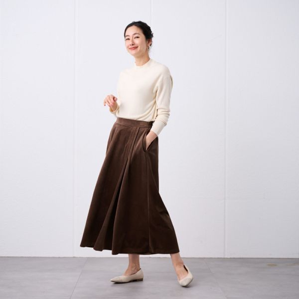 カットソーベロアスカーチョ