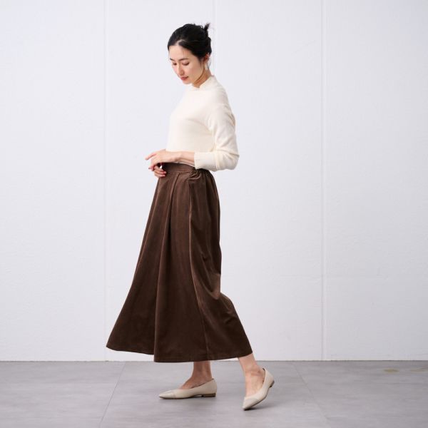 カットソーベロアスカーチョ