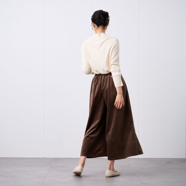 カットソーベロアスカーチョ