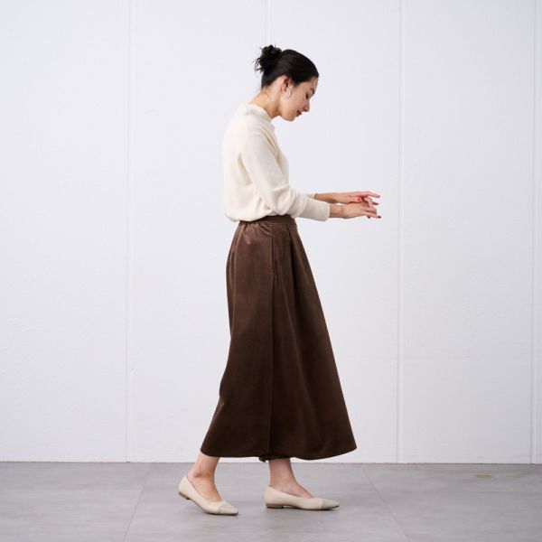 カットソーベロアスカーチョ