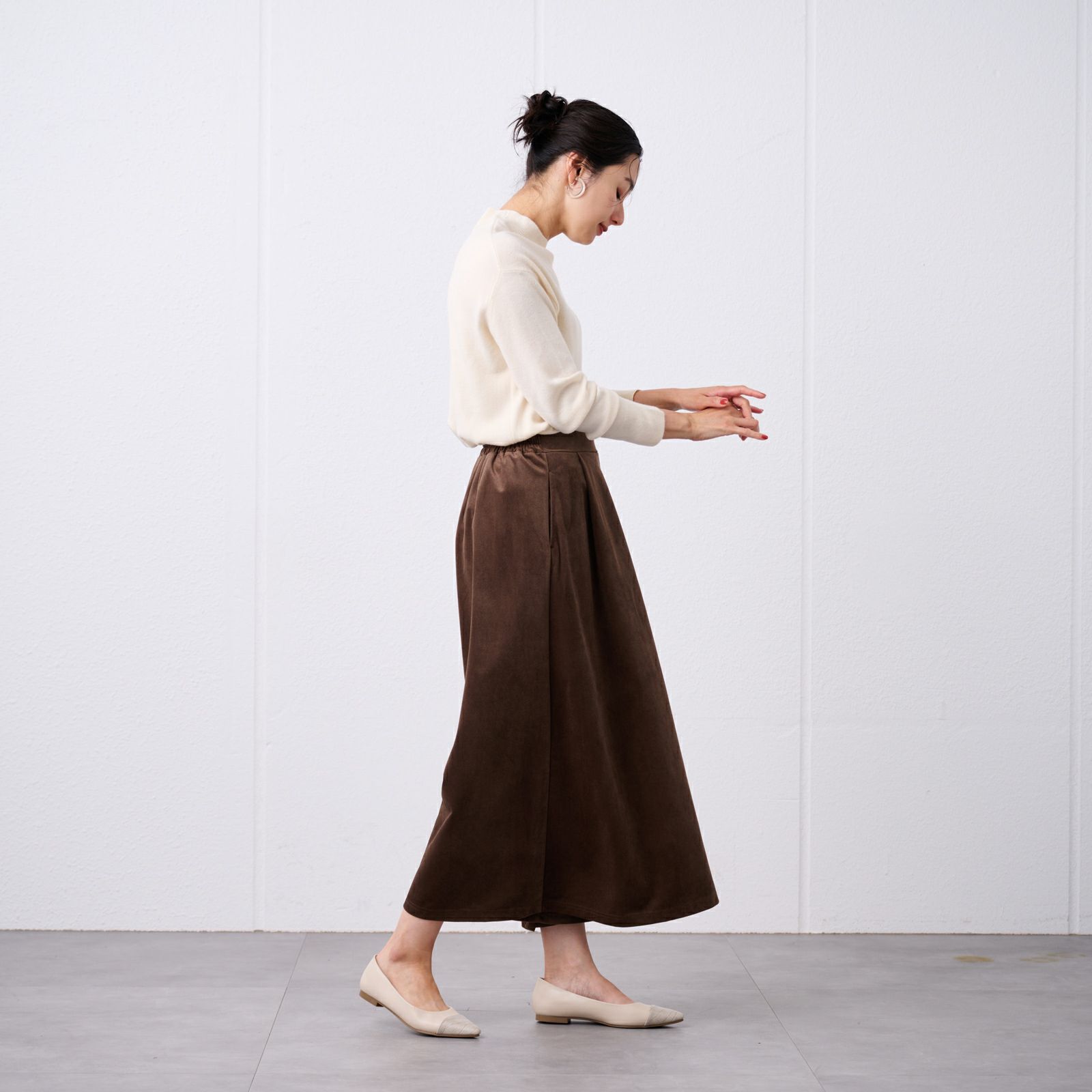 カットソーベロアスカーチョ