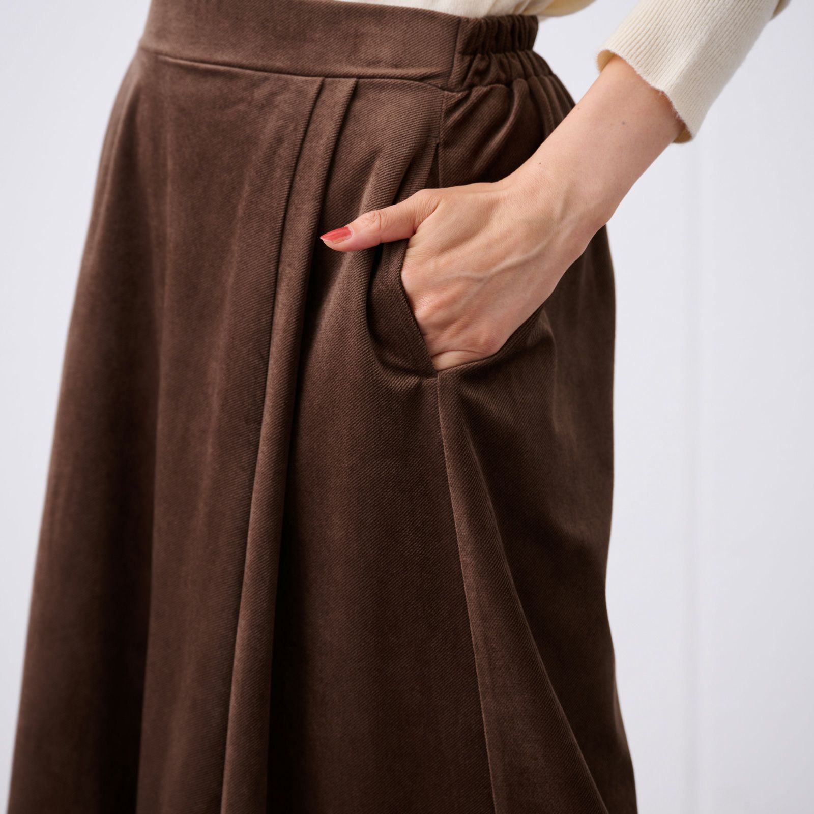 カットソーベロアスカーチョ