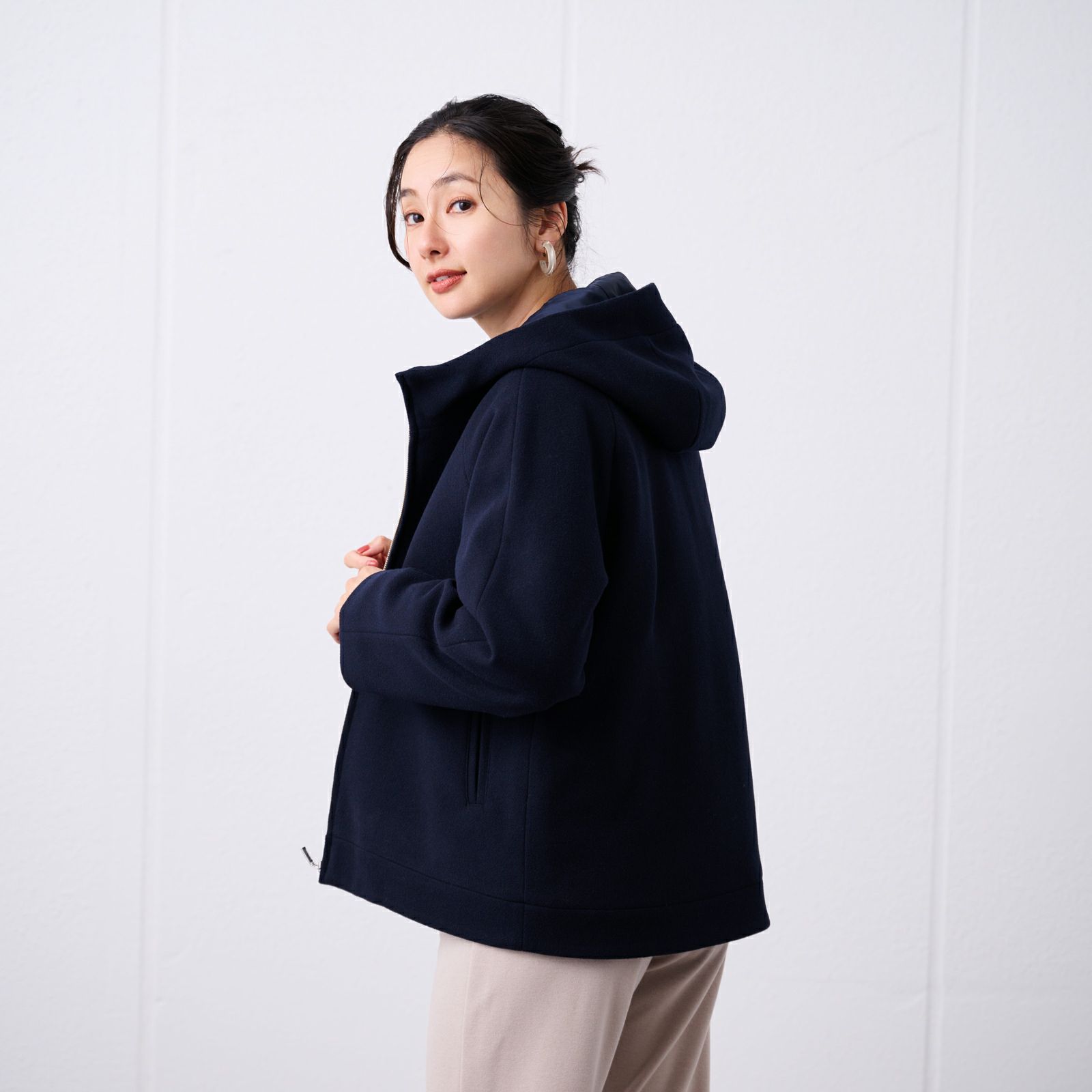 ウールライク　ショートフーデッドコート