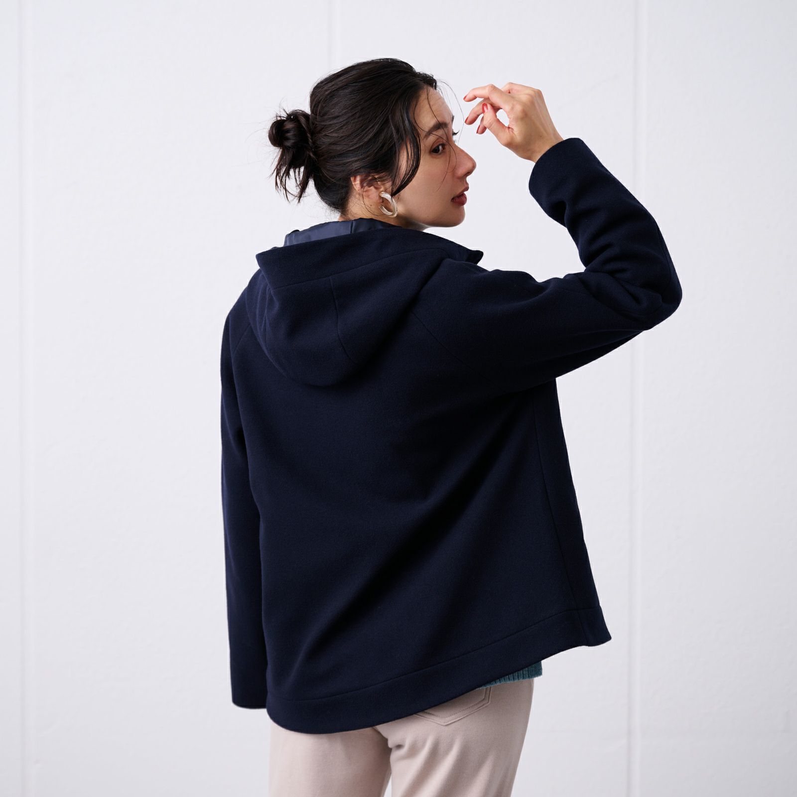 ウールライク　ショートフーデッドコート