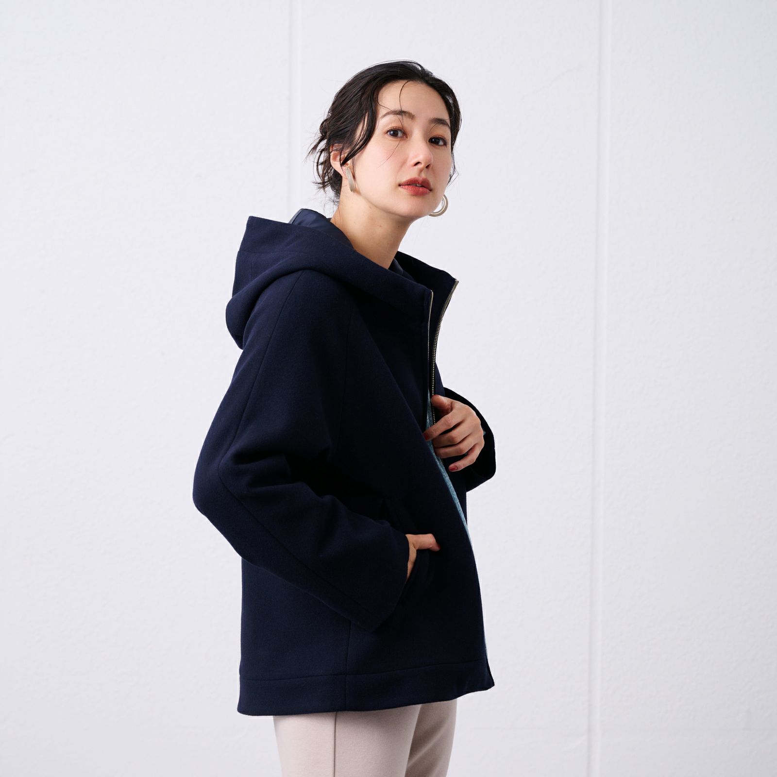 ウールライク　ショートフーデッドコート