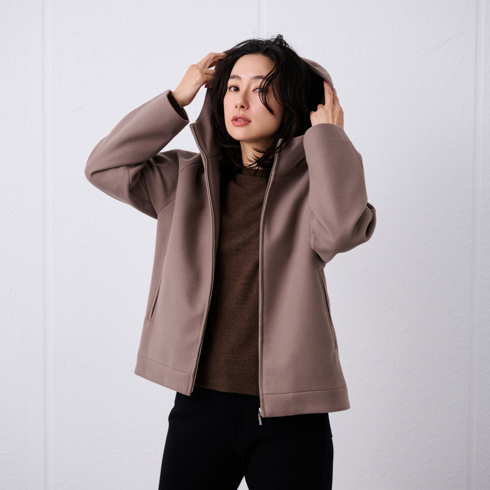 ウールライク　ショートフーデッドコート