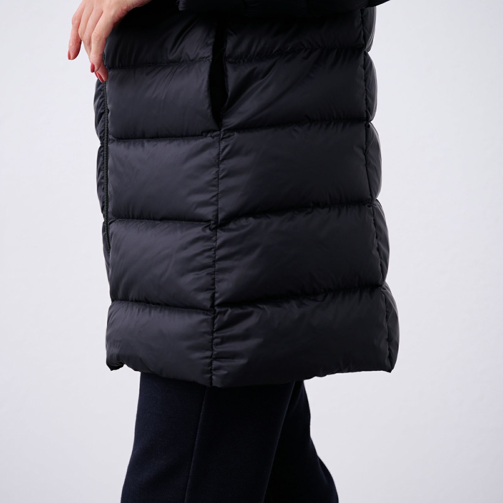 ウオッシャブルダウン　フードコート