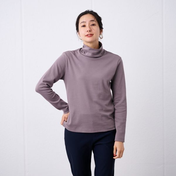 コットン100起毛　タートルネック長袖Tシャツ