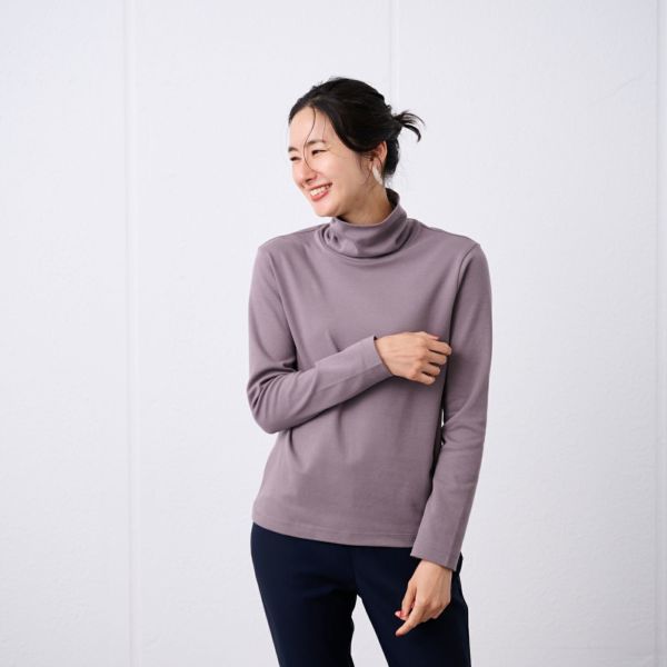 コットン100起毛　タートルネック長袖Tシャツ