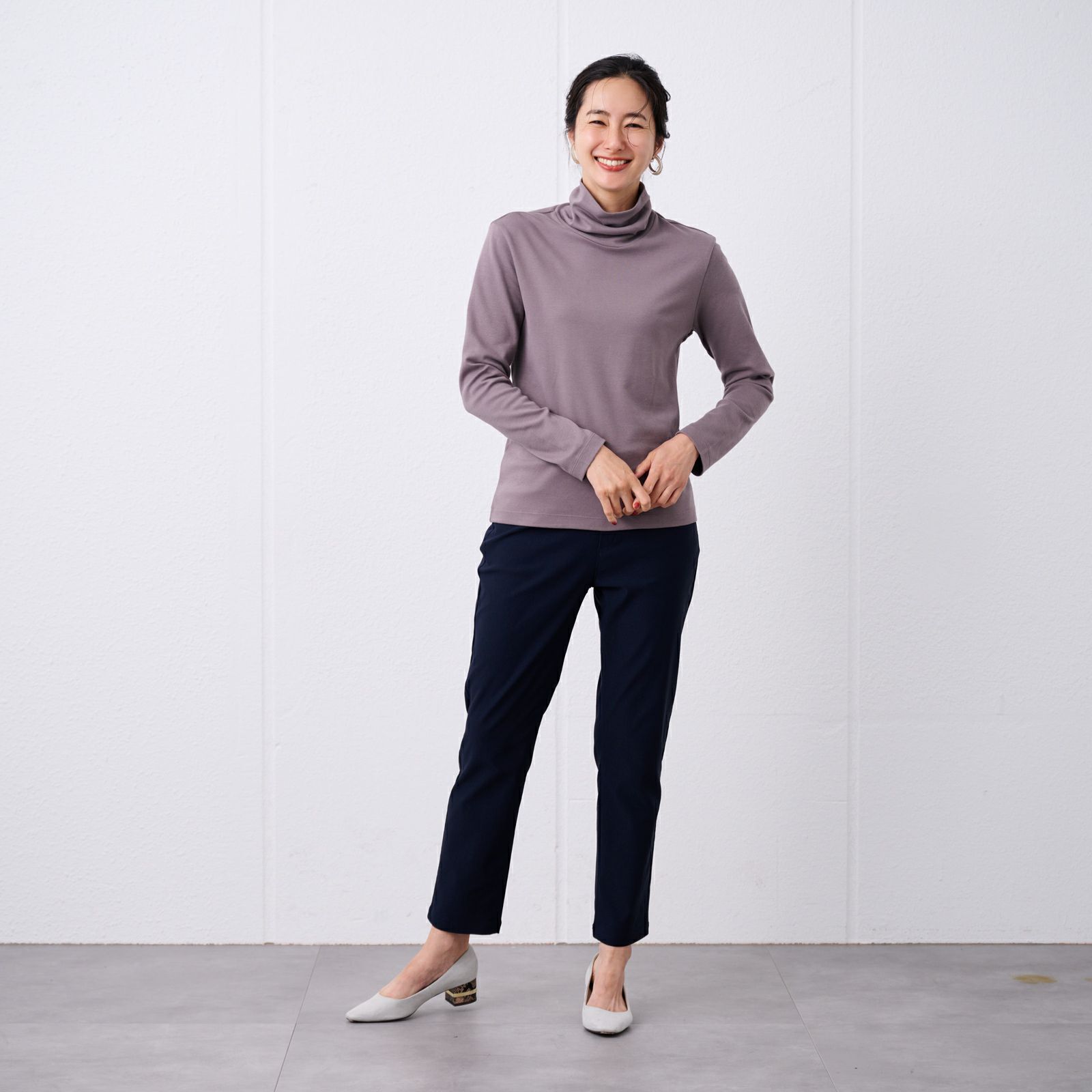 コットン100起毛　タートルネック長袖Tシャツ