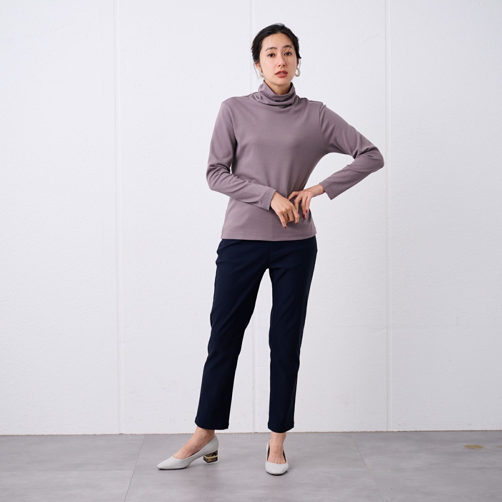 コットン100起毛　タートルネック長袖Tシャツ