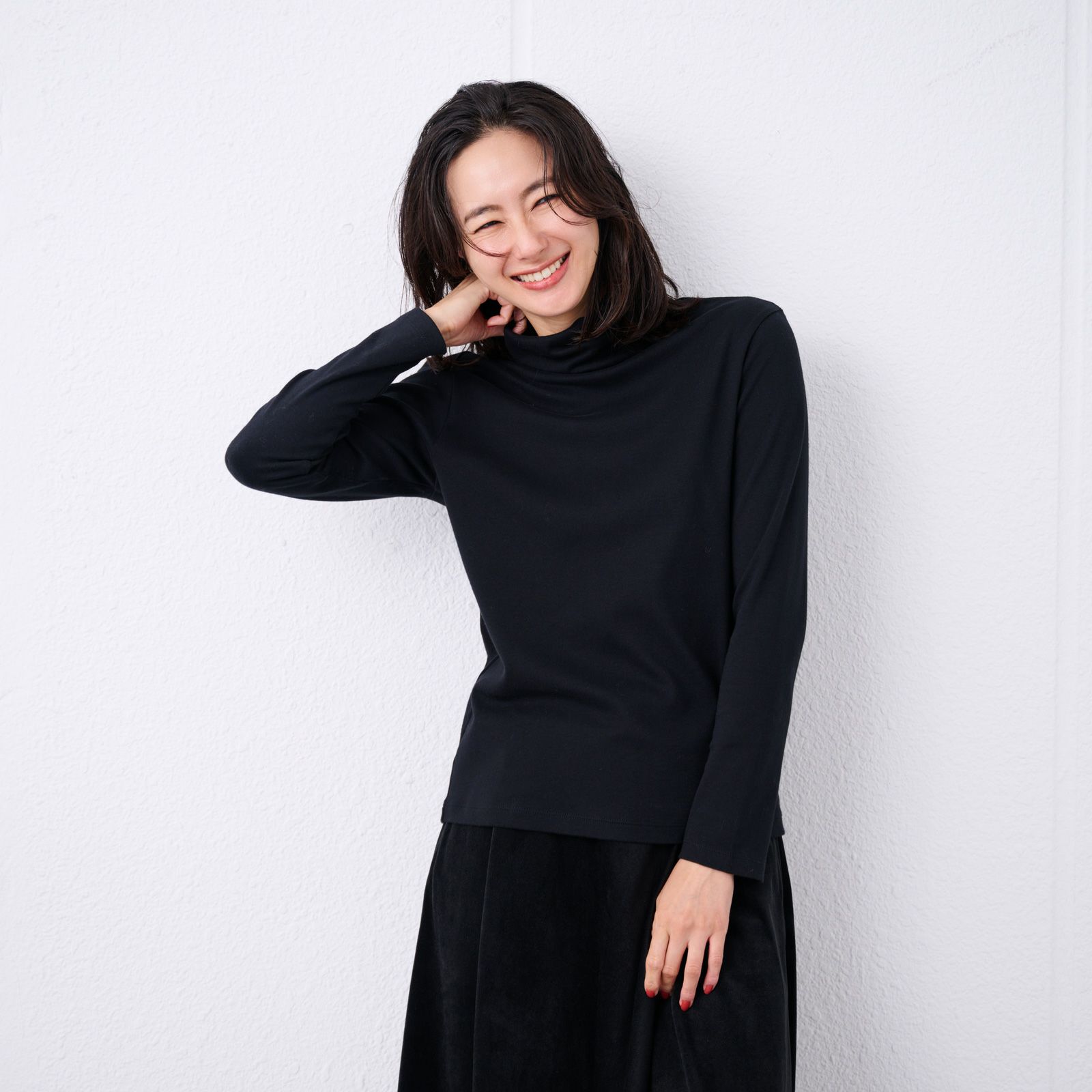 コットン100起毛　タートルネック長袖Tシャツ