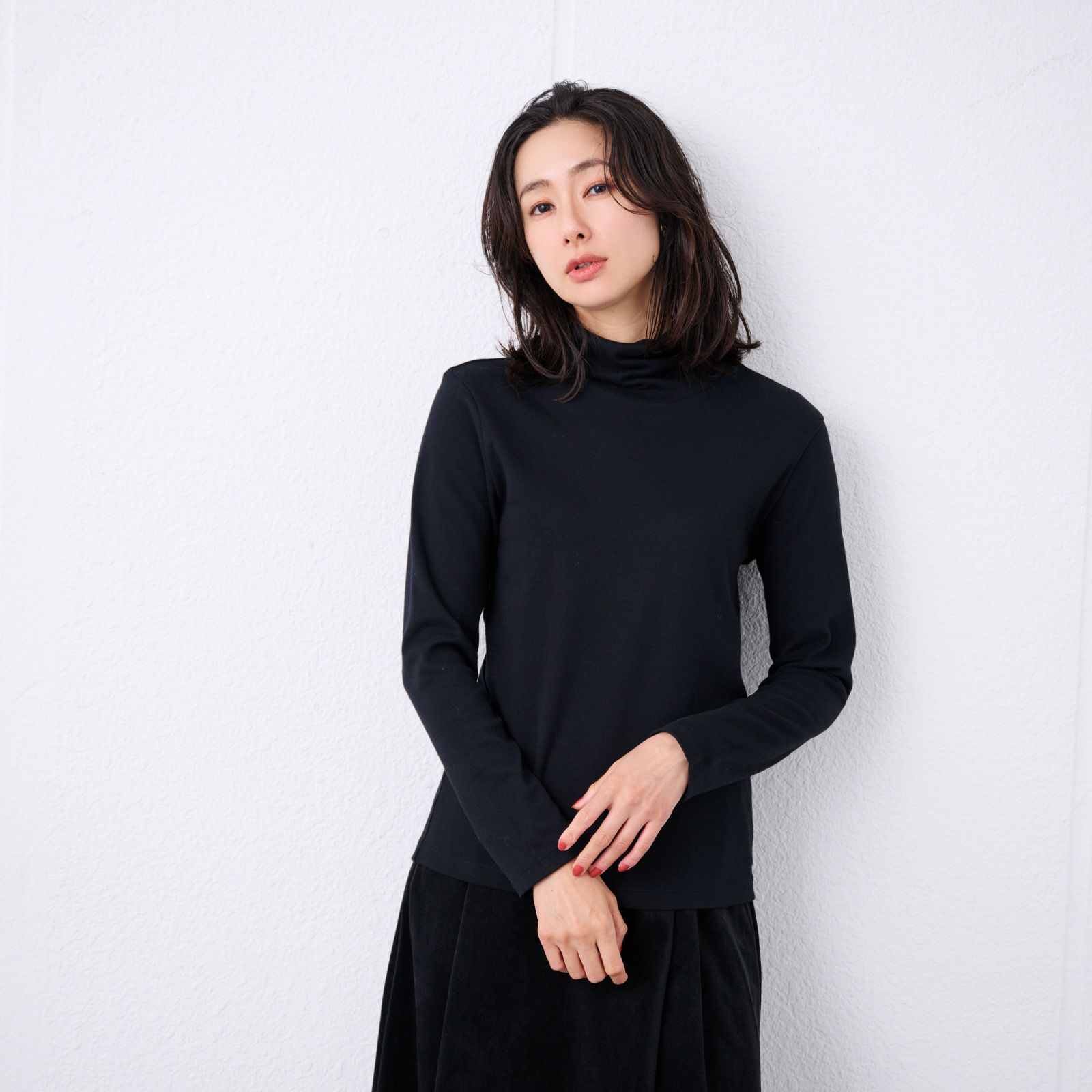 コットン100起毛　タートルネック長袖Tシャツ