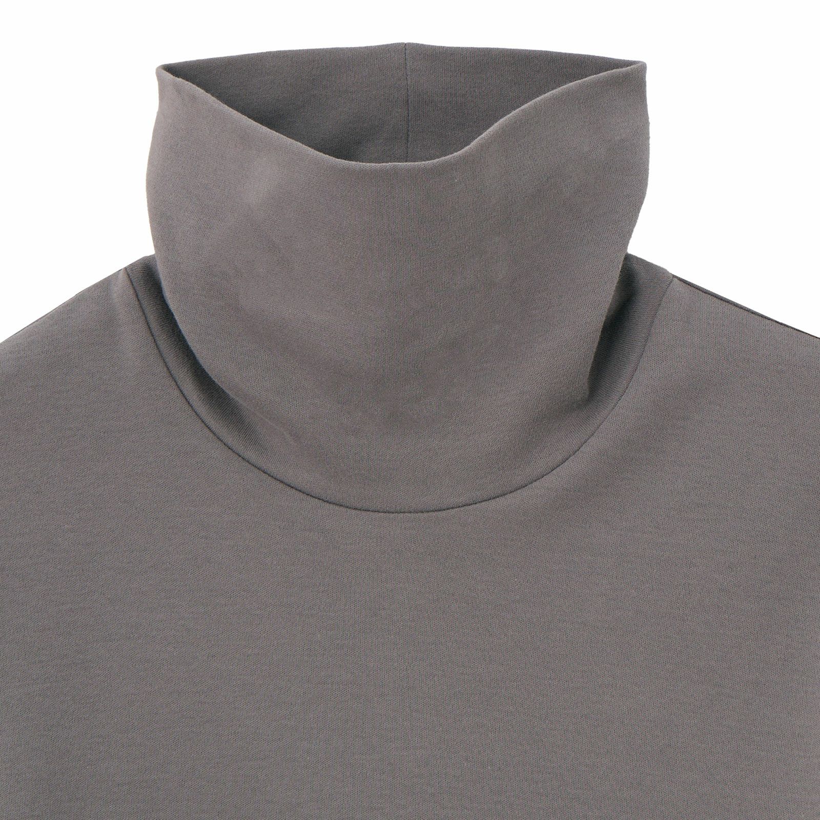 コットン100起毛　タートルネック長袖Tシャツ