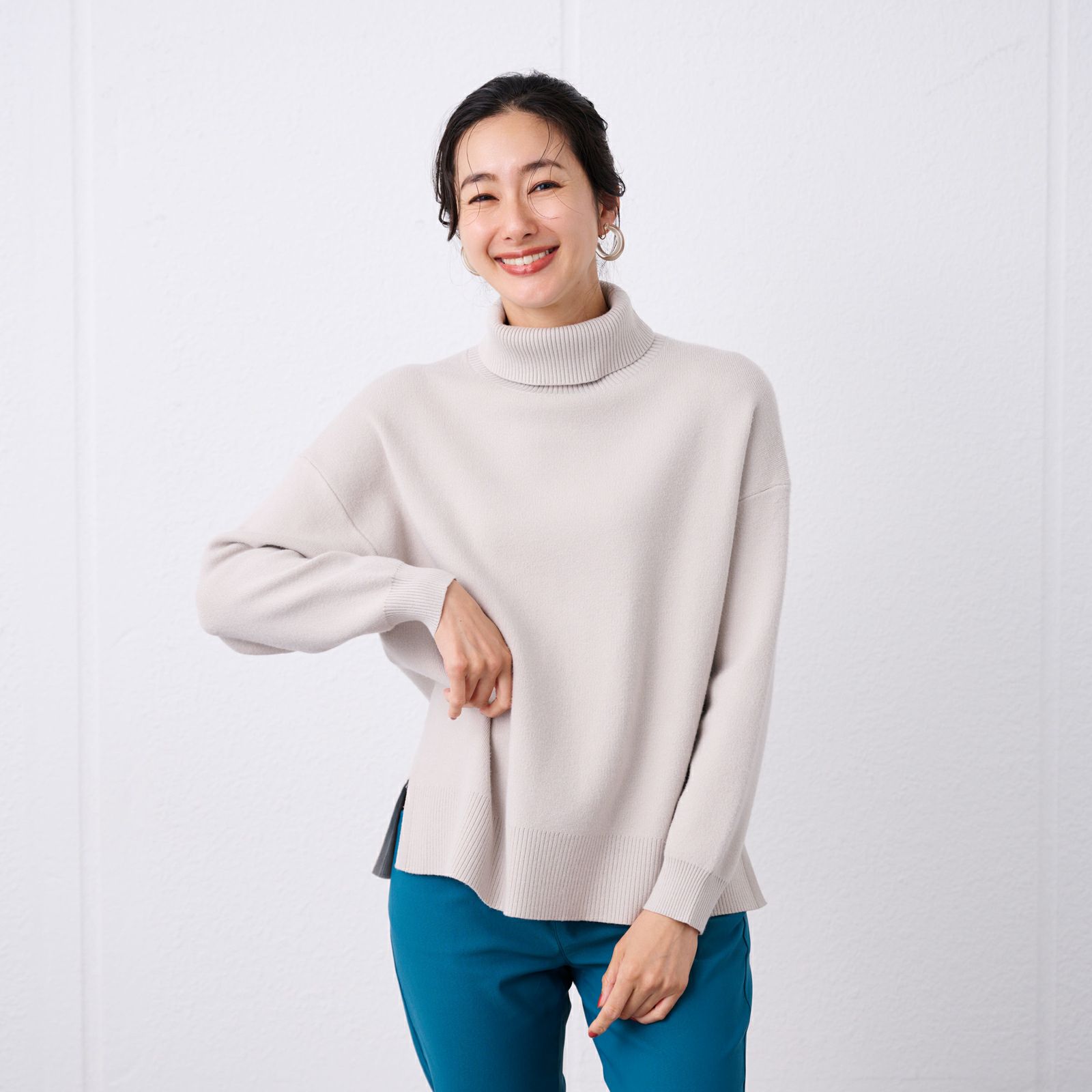 洗える・保温　マシュマロタッチ　タートルネックプルオーバー