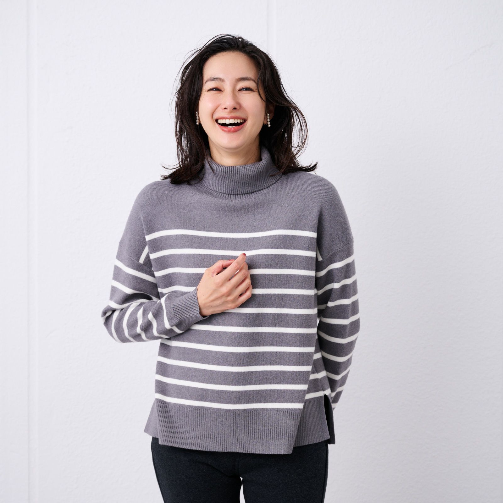 洗える・保温　マシュマロタッチ　タートルネックプルオーバー