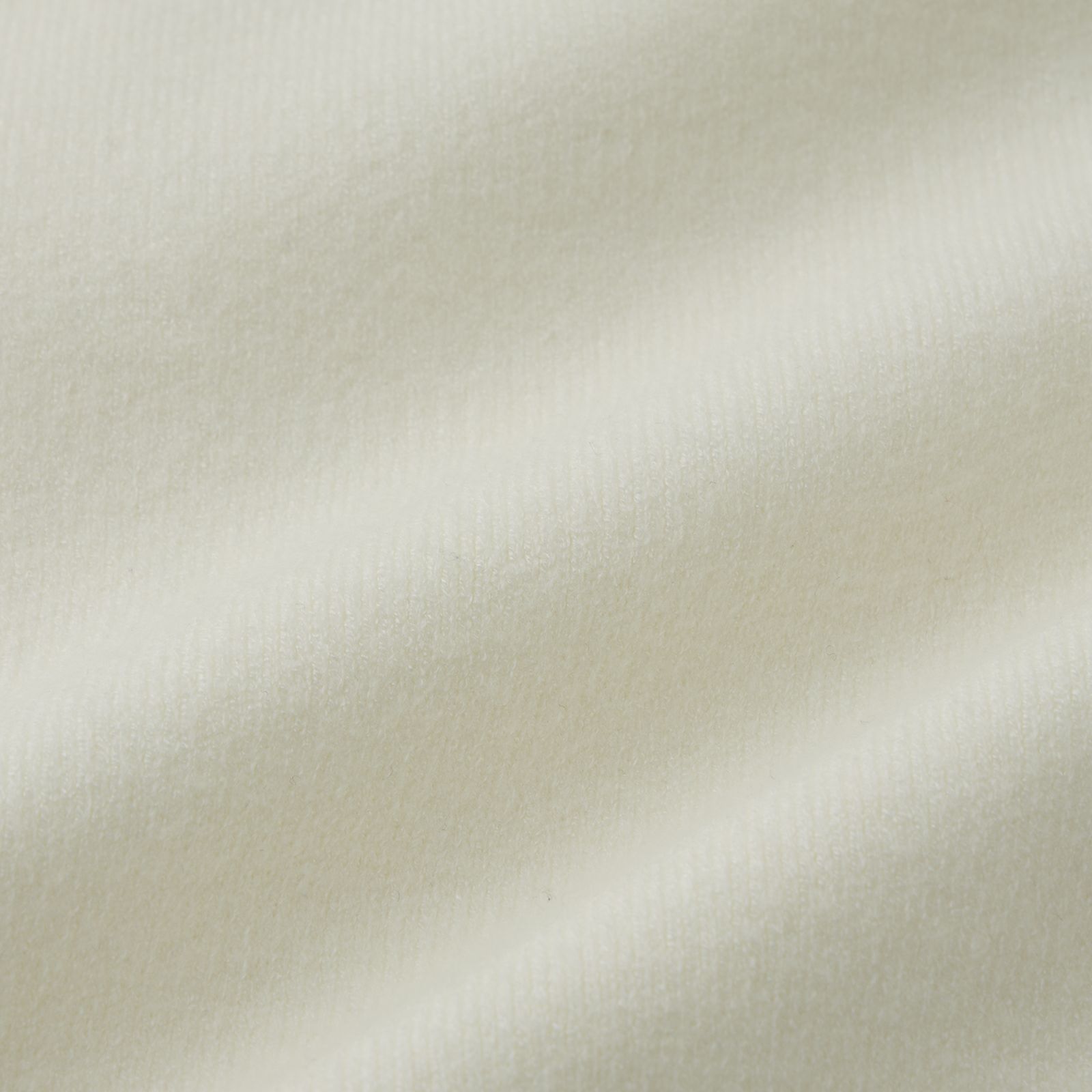 洗える・保温　マシュマロタッチ　タートルネックプルオーバー