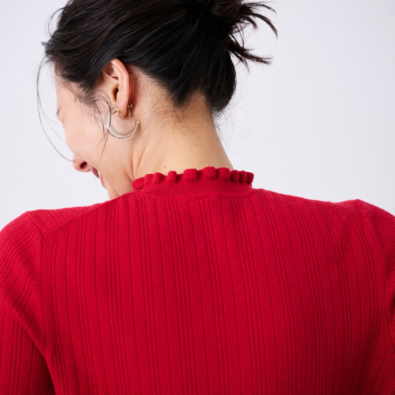 洗える・保温　マシュマロタッチ　フリルネックプルオーバー