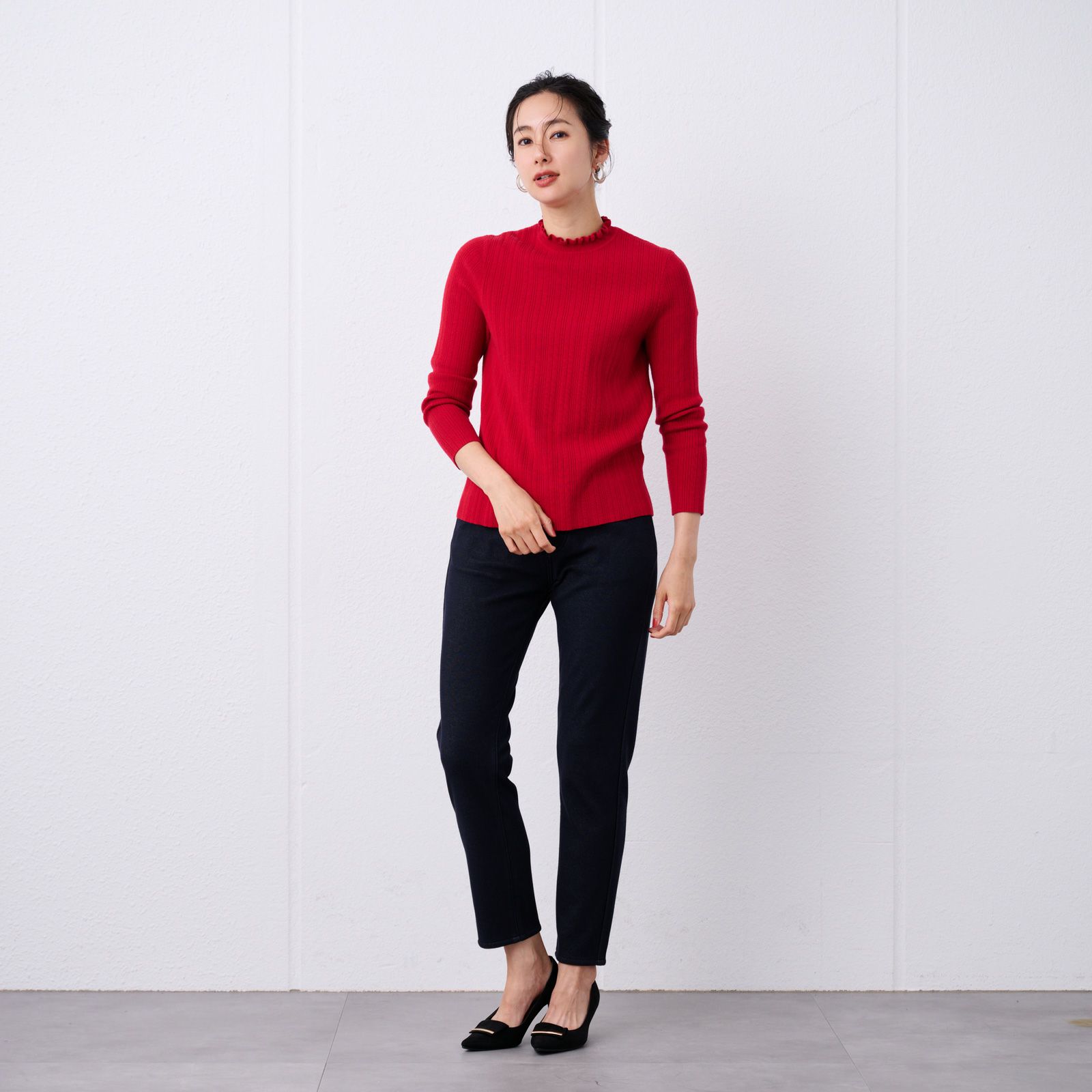 洗える・保温　マシュマロタッチ　フリルネックプルオーバー