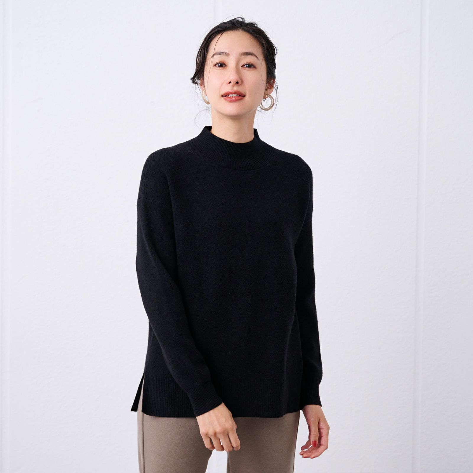 洗える・保温　マシュマロタッチ　モックネックプルオーバー