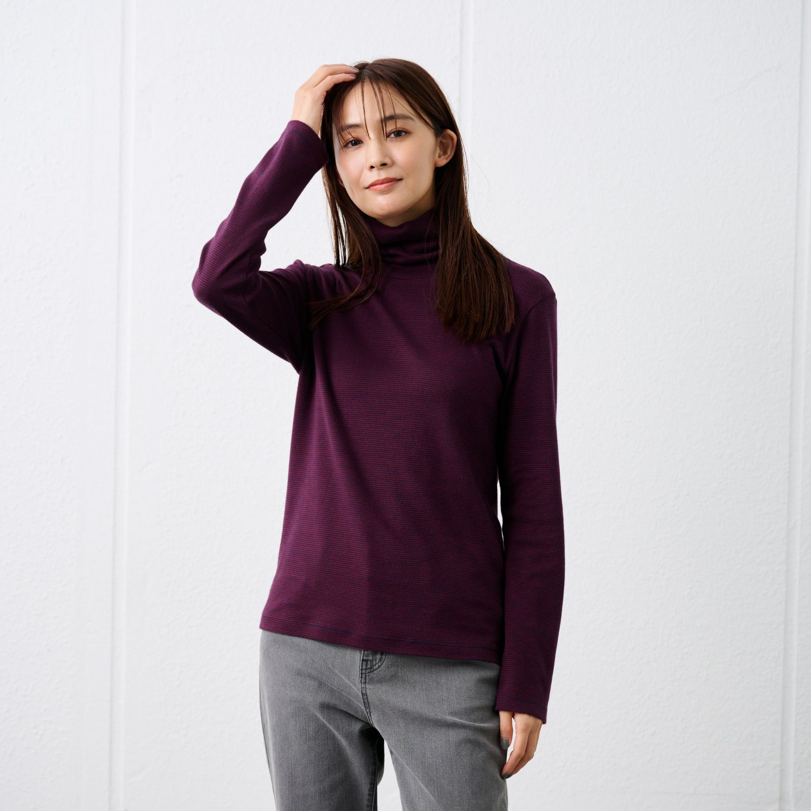 コットン100起毛　タートルネック長袖Tシャツ