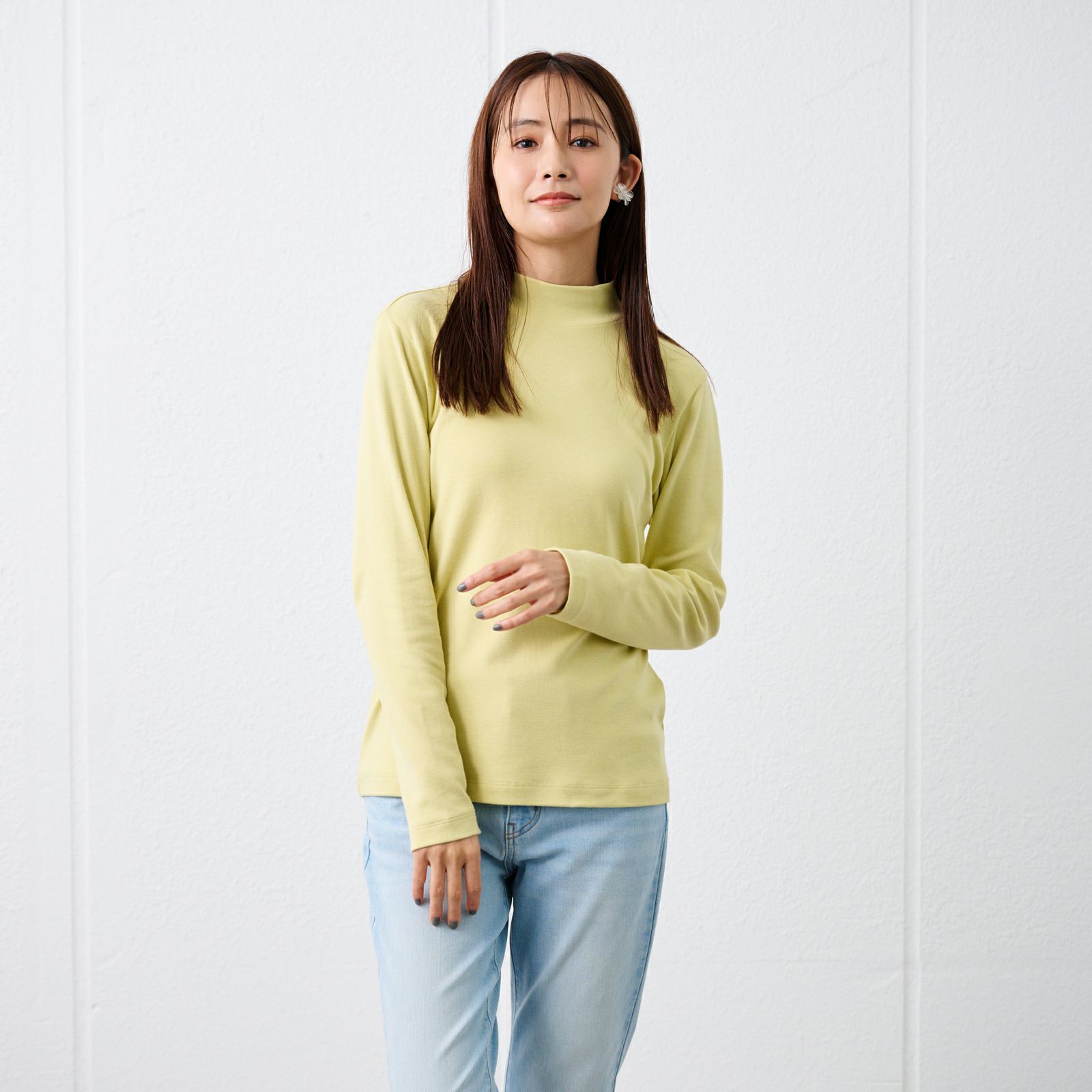 コットン１００起毛　ハイネック長袖Tシャツ