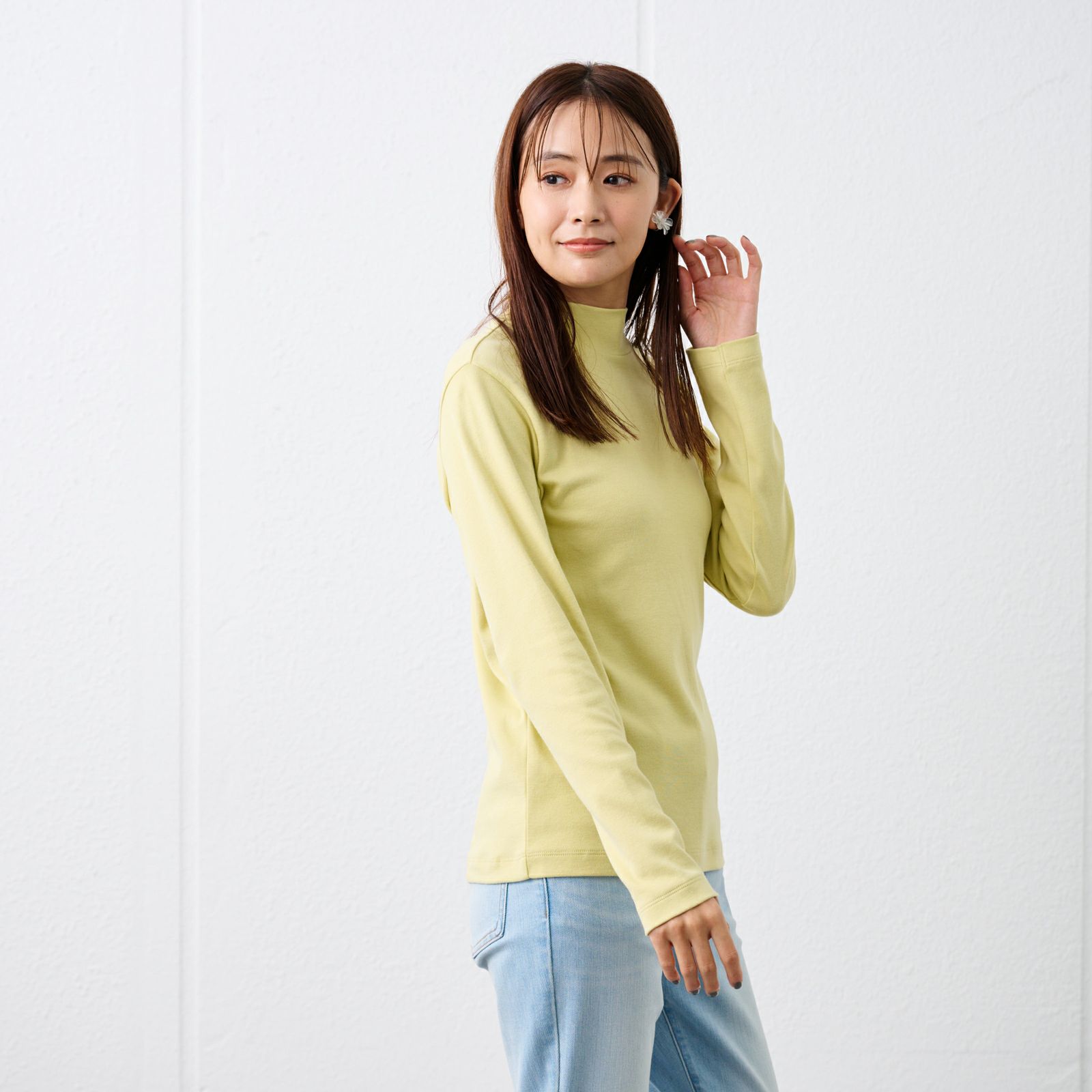 コットン１００起毛　ハイネック長袖Tシャツ