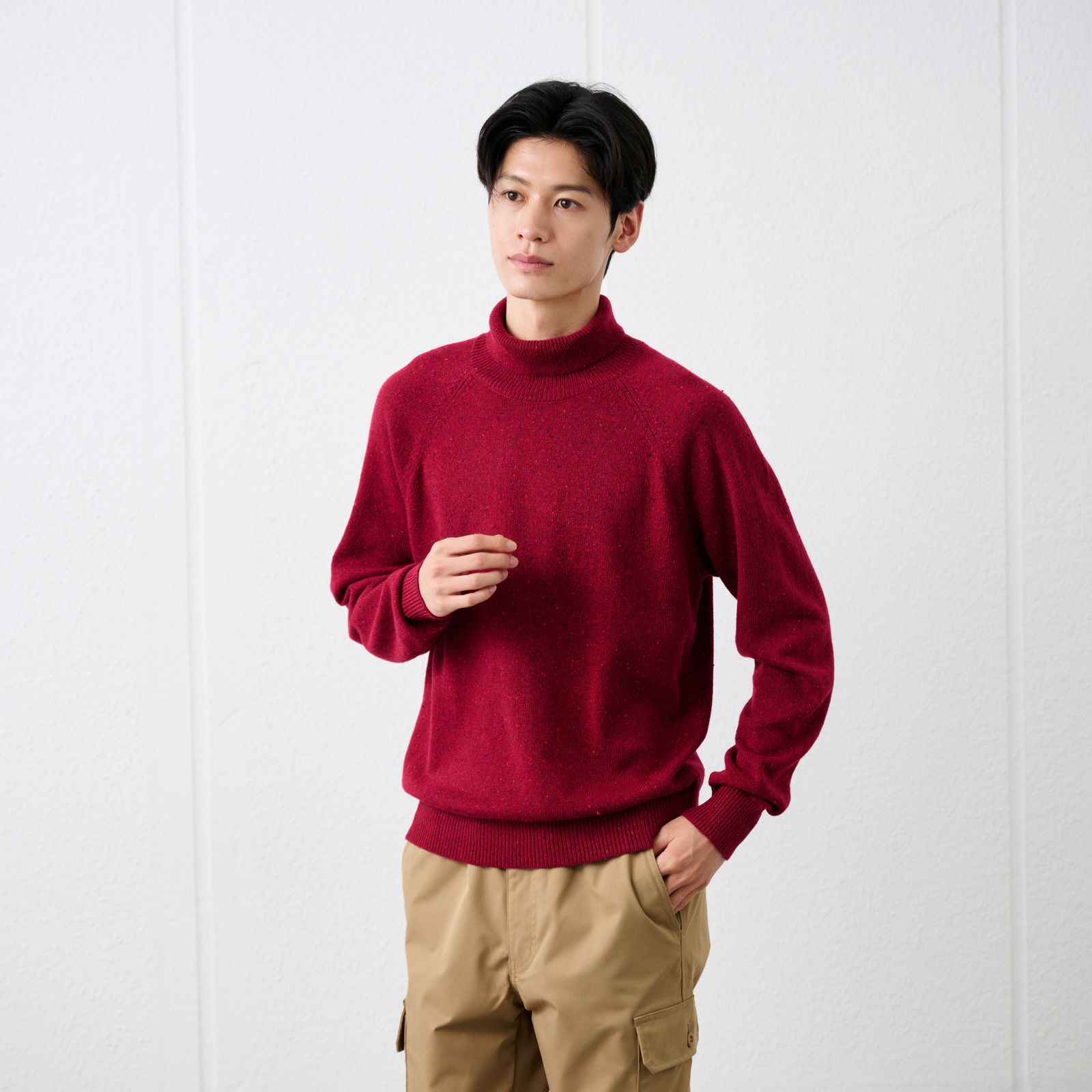 ネップヤーン　タートルネックプルオーバー