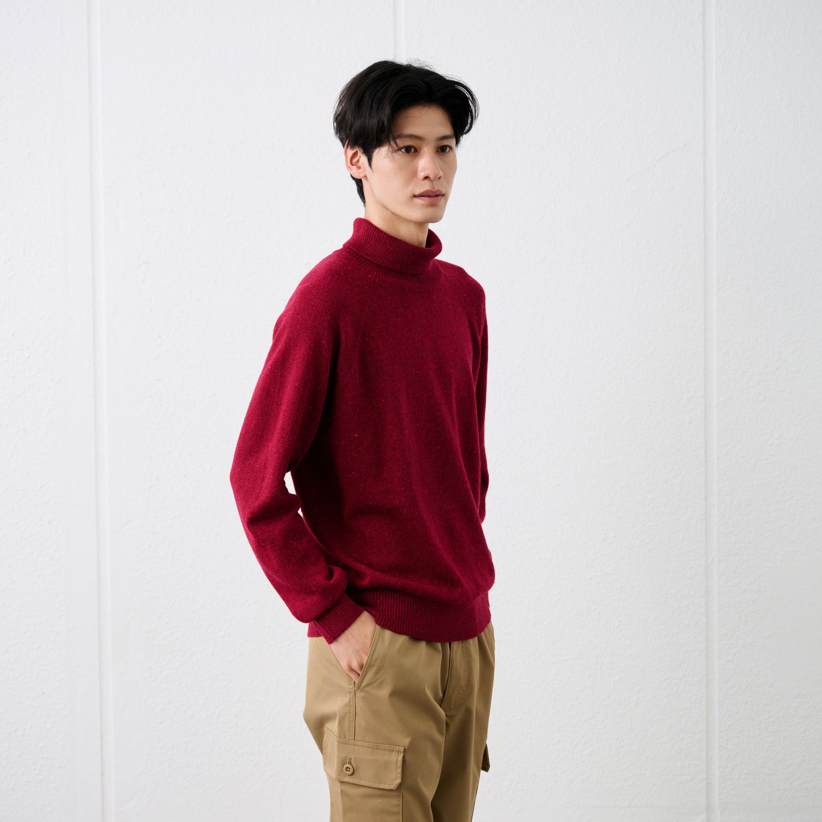 ネップヤーン　タートルネックプルオーバー