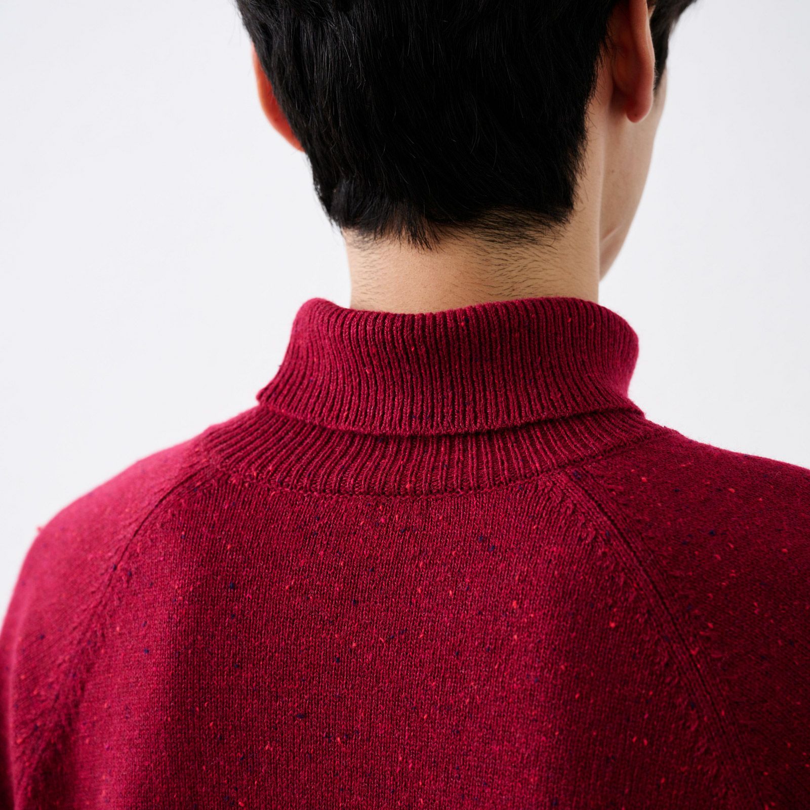 ネップヤーン　タートルネックプルオーバー
