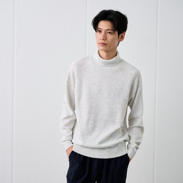 ネップヤーン　タートルネックプルオーバー