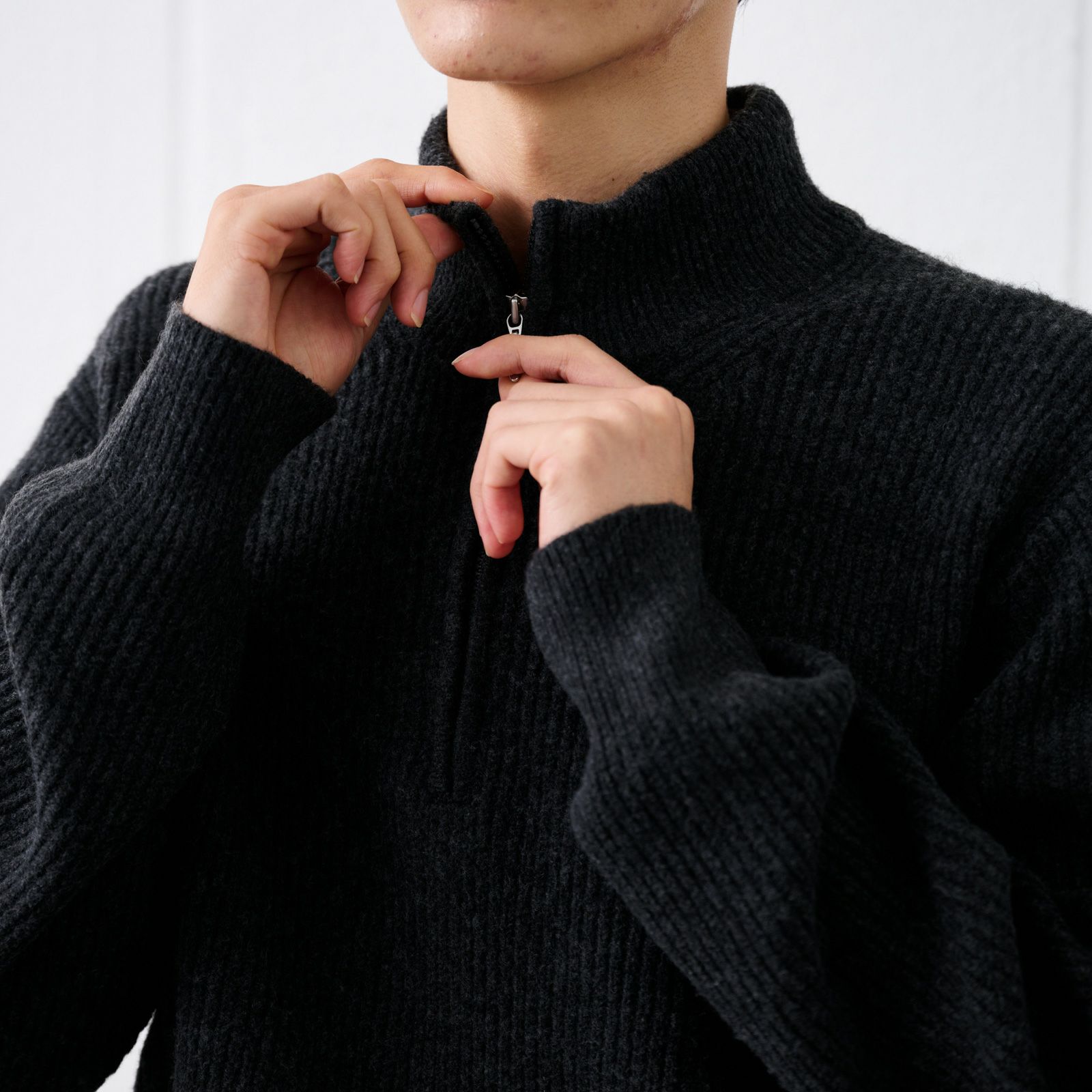 ブラッシュヤーン　片畦ハーフジッププルオーバー