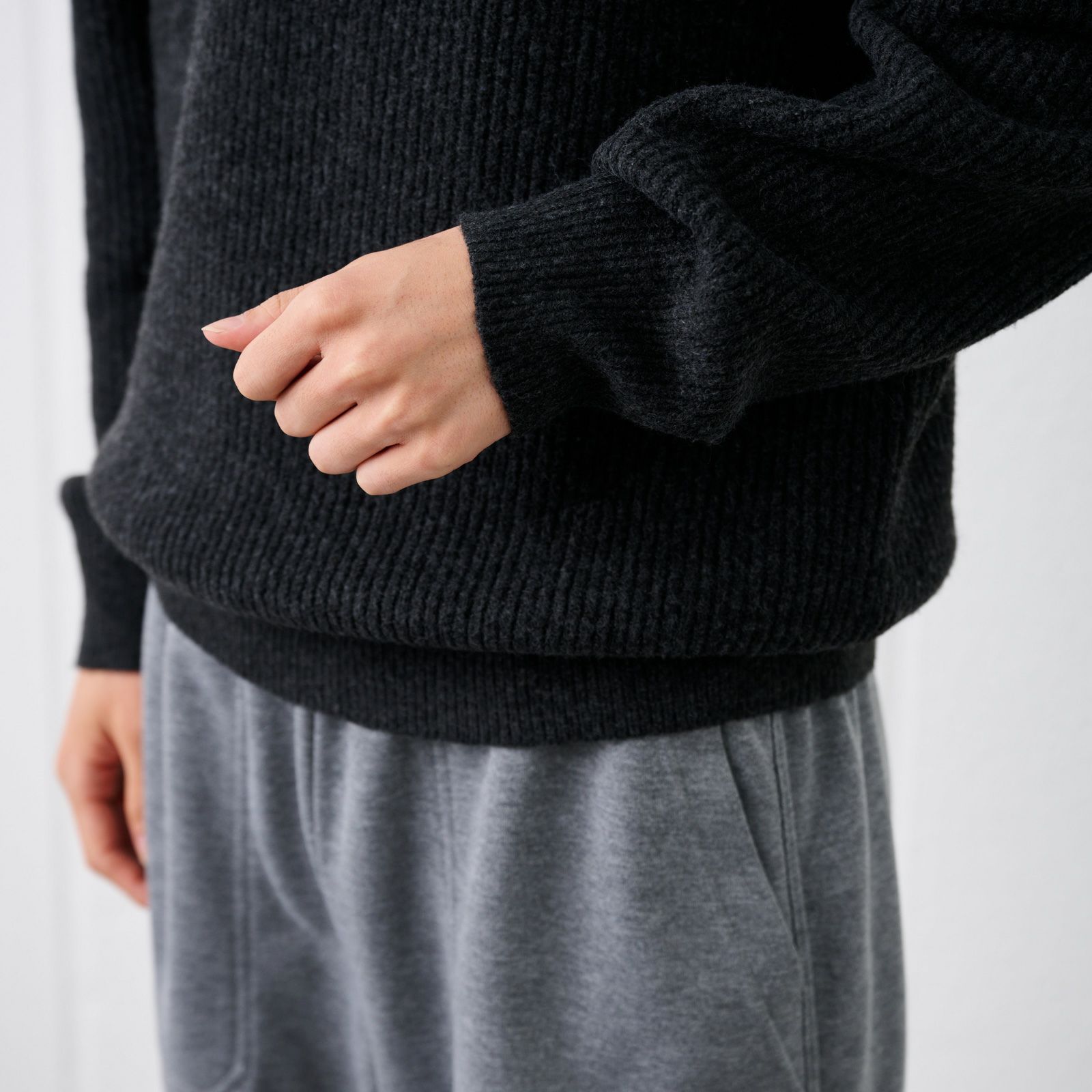 ブラッシュヤーン　片畦ハーフジッププルオーバー