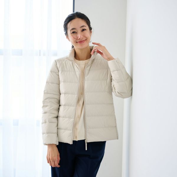 ウオッシャブルダウン　スタンドジャケット(アイボリー）