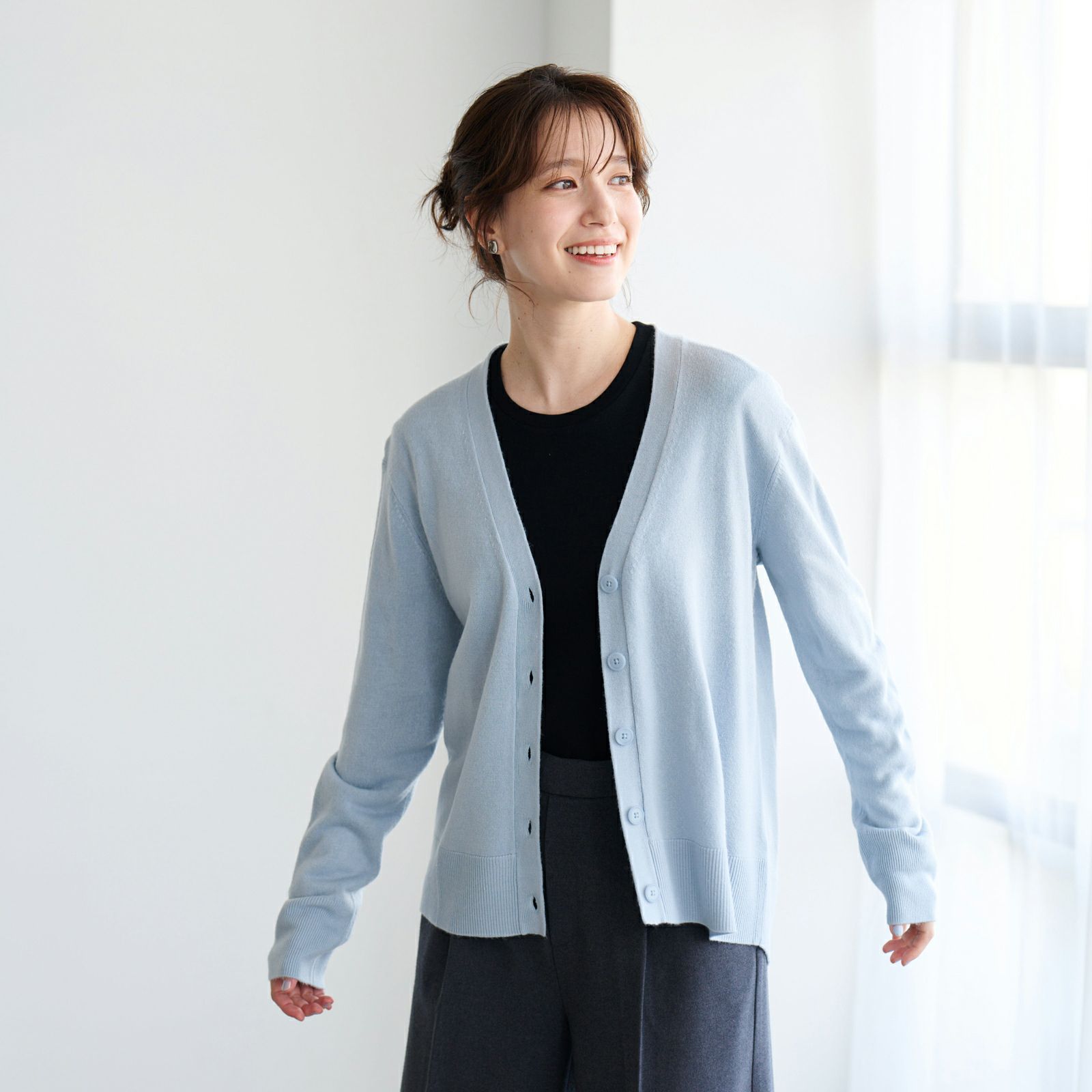 洗える・保温　シフォンタッチ　Vネックカーディガン