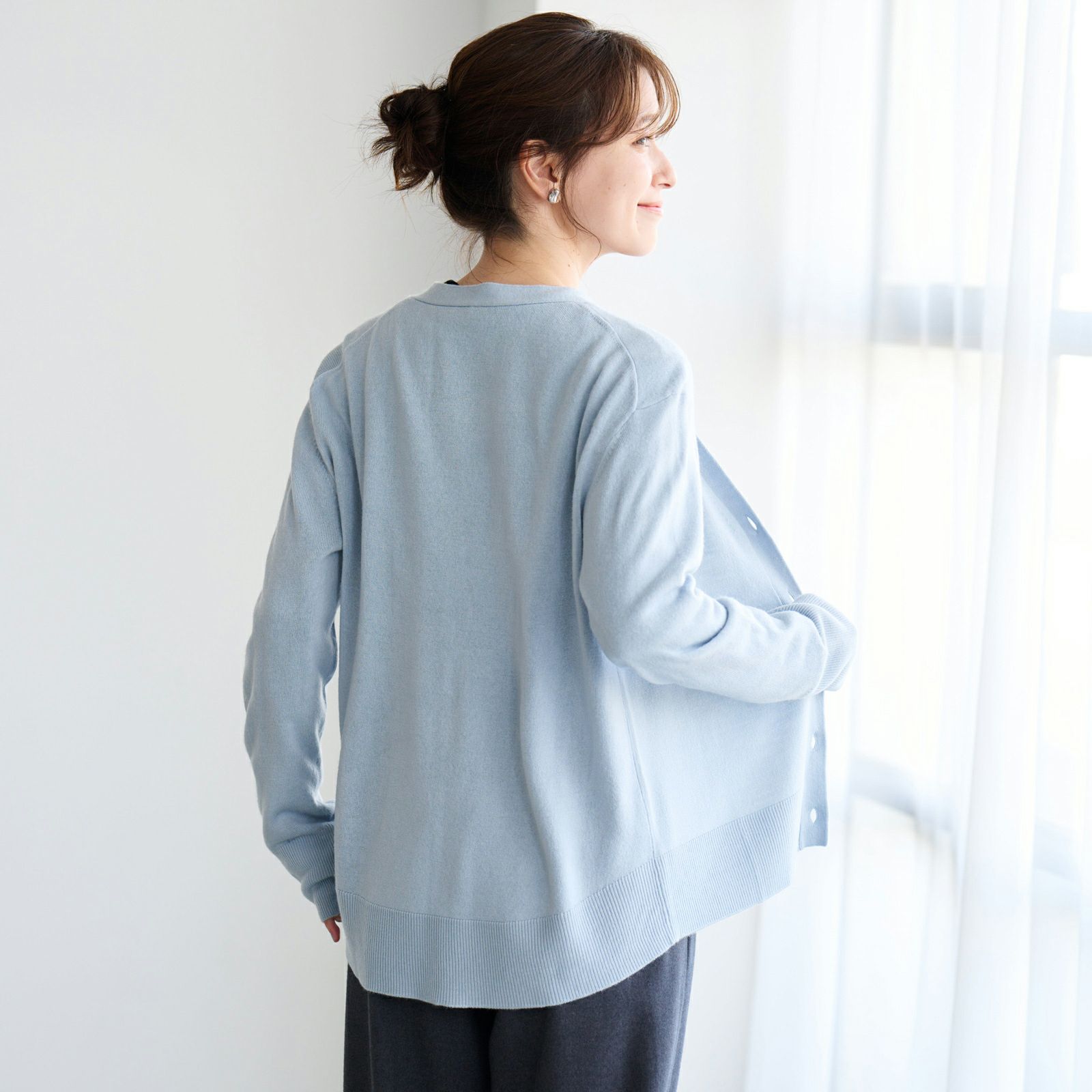 洗える・保温　シフォンタッチ　Vネックカーディガン