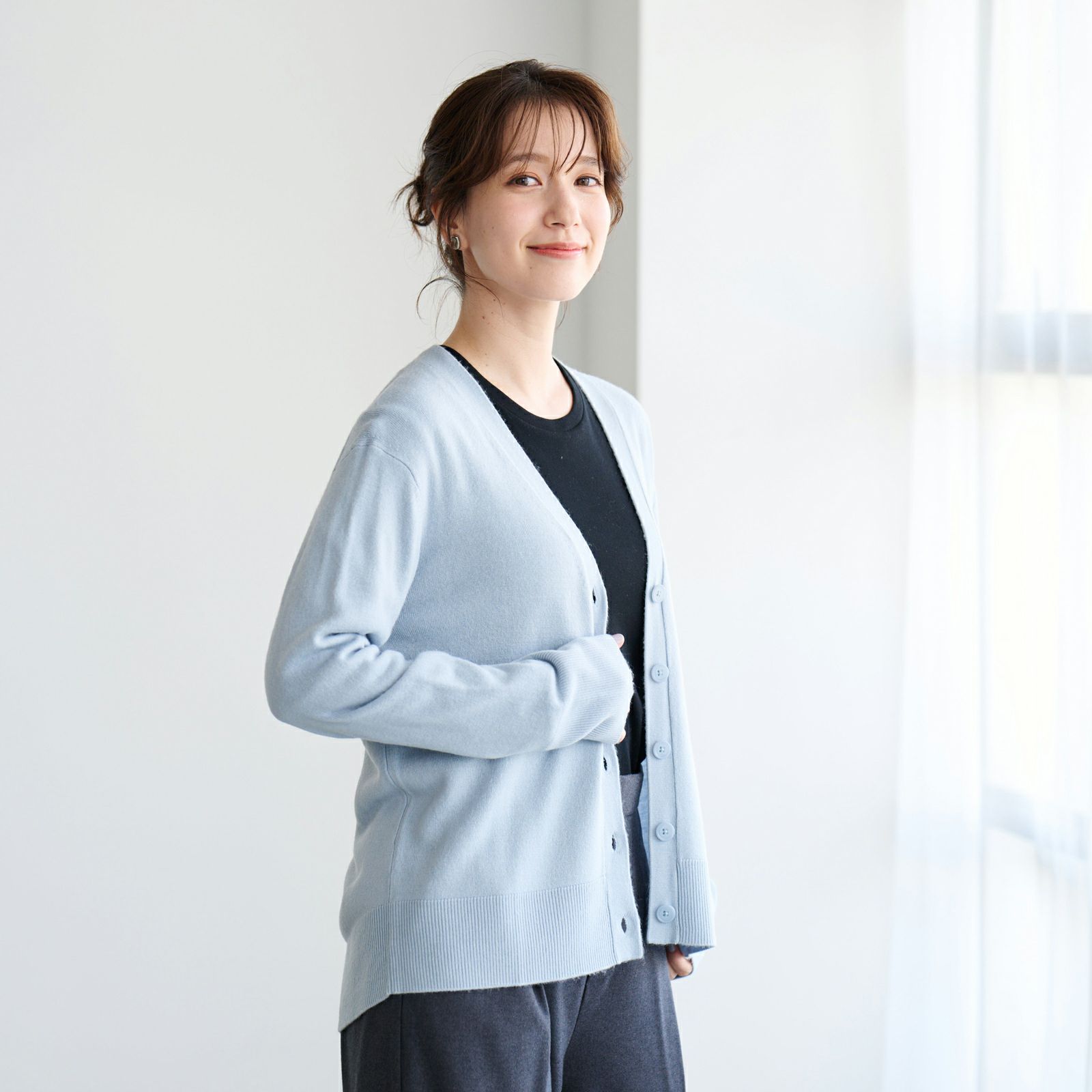 洗える・保温　シフォンタッチ　Vネックカーディガン