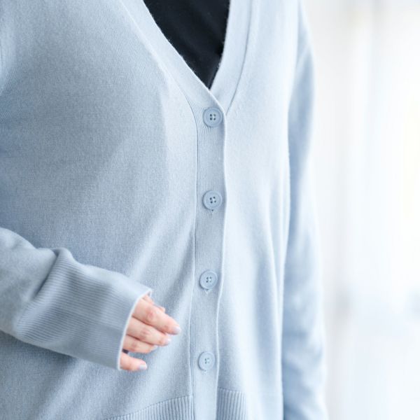 洗える・保温　シフォンタッチ　Vネックカーディガン