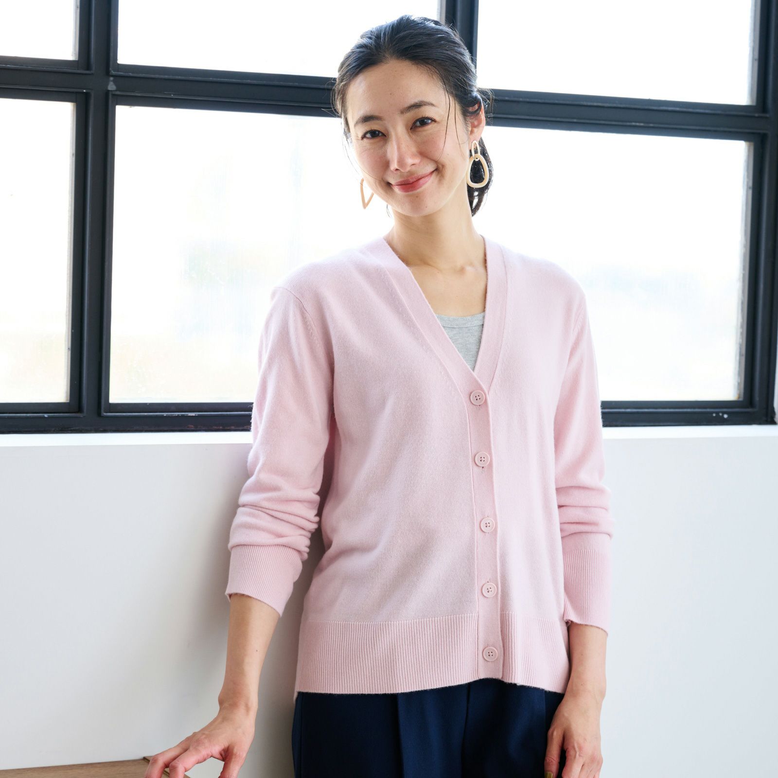 洗える・保温　シフォンタッチ　Vネックカーディガン