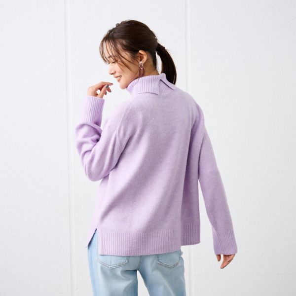 洗える・保湿　ブラッシュヤーン襟スリットプルオーバー