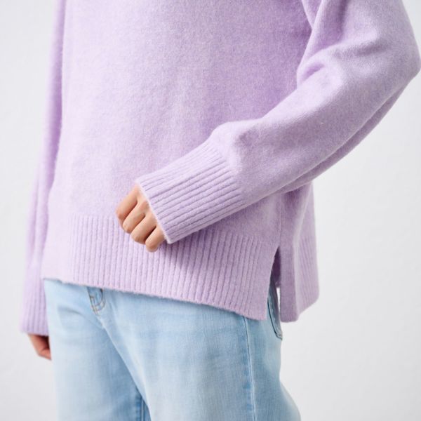 洗える・保湿　ブラッシュヤーン襟スリットプルオーバー